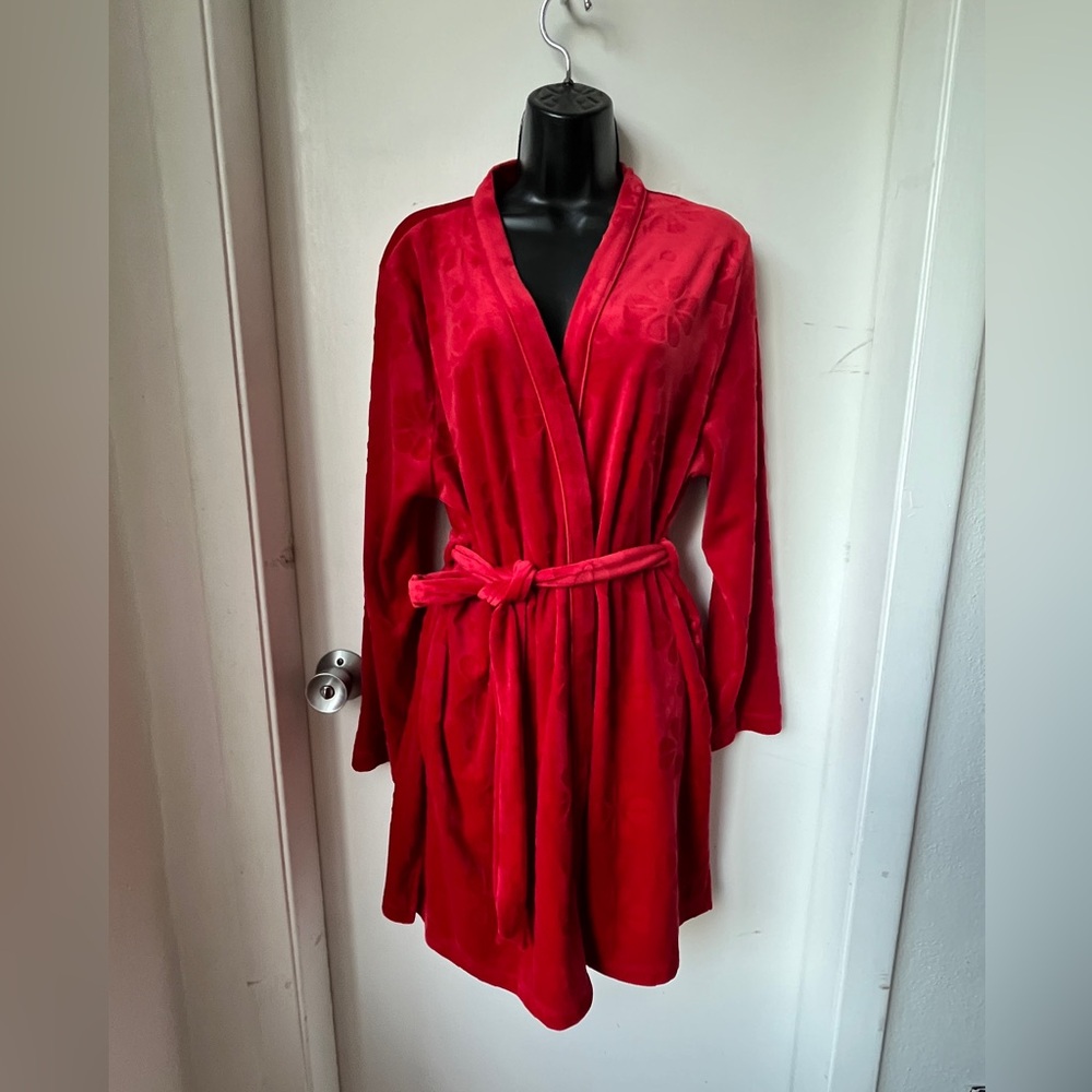 Kate Spade New York Embossed Floral Plush Long Sleeve Tie-Front Cozy Robe size M